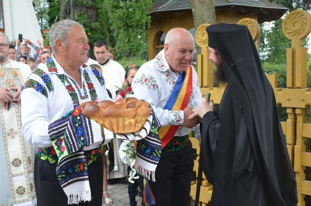 PS Damaschin: „Dumnezeu ne ştie viaţa noastră cu bunele şi cu mai puţin bunele ei”