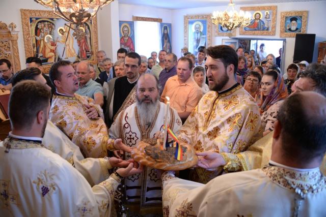 Prima biserică din Episcopia Hușilor cu hramul „Cinstirea Sfintei Icoane a Maicii Domnului Prodromița”