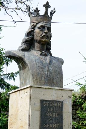 Sfântul Voievod Ştefan cel Mare, serbat la Mănăstirea Dobrovăţ