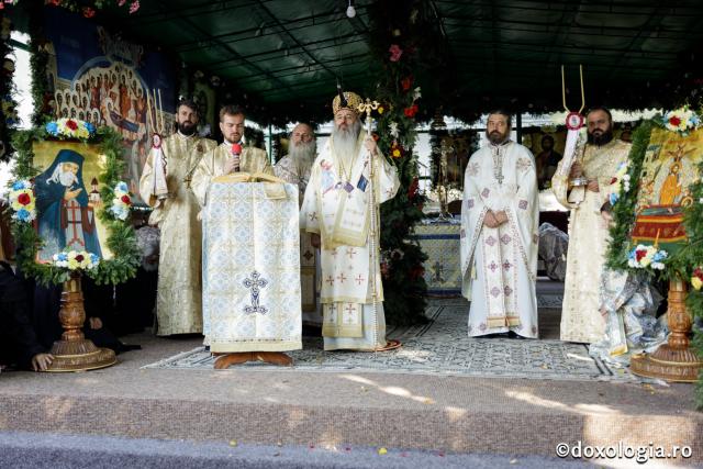 „Atât Sfinții Brâncoveni, cât și Sfântul Iosif de la Văratec, au fost definiți prin lepădarea de sine și starea de jertfă”