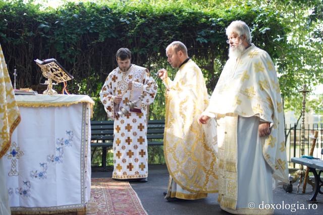 (Foto) Sfânta Liturghie și ateliere de lucru la ITOM 2018