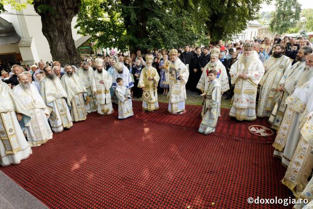 (Video) Proclamarea locală a canonizării Sfântului Gheorghe Pelerinul la Mănăstirea Văratec