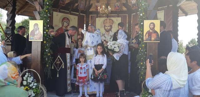 Înaltpreasfințitul Teofan: „Să dăm lui Dumnezeu ce I se cuvine, împlinind cu cinste și responsabilitățile noastre din fiecare zi”