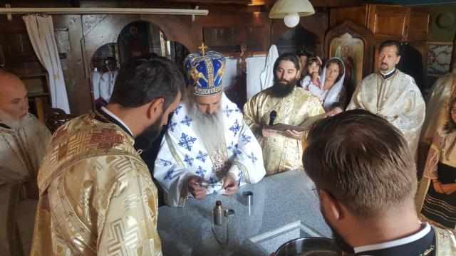 Înaltpreasfințitul Teofan: „Să dăm lui Dumnezeu ce I se cuvine, împlinind cu cinste și responsabilitățile noastre din fiecare zi”