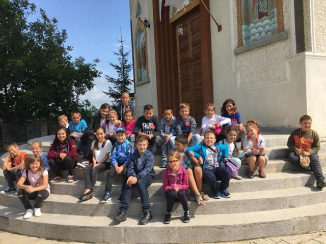 Şcoli de vară pentru tinerii din Moldova