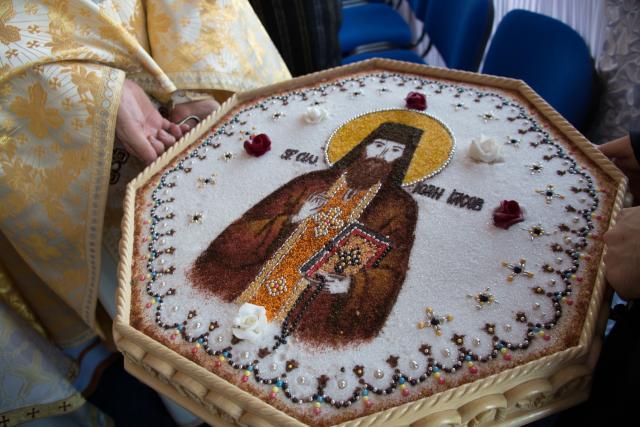 Sfințire de schit la Horodiștea-Botoșani: „Lumea are nevoie de sfinţi pentru ca umanitatea să fie sănătoasă”