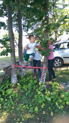 Tabăra „Vara pe uliță”, organizată de Primăria Răuseni împreună cu parohiile Doina și Rediu