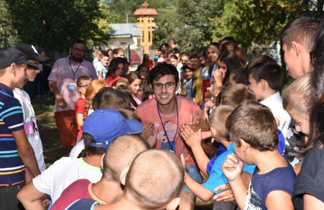 Tabăra „Copilărie și credință” în Episcopia Hușilor: prima ediție în parohiile Tămășeni, Viișoara și Țifu