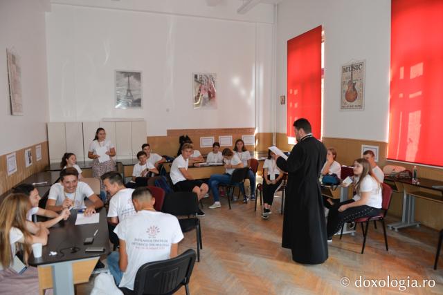 Liturghie, ateliere și Festivalul Bucuriei în a doua zi a ITOM