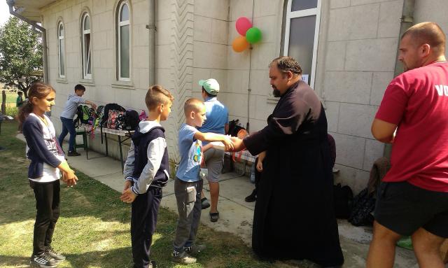 Tabără pentru 92 de copii organizată în satul Roșu, comuna Răducăneni