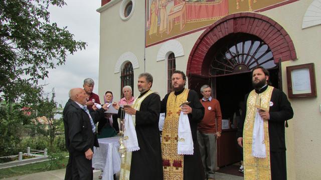 Protocol de înfrățire între Parohia „Nașterea Maicii Domnului” - Tomești I și Parohia „Sfinți Martiri Brâncoveni” din Ialoveni, Republica Molova