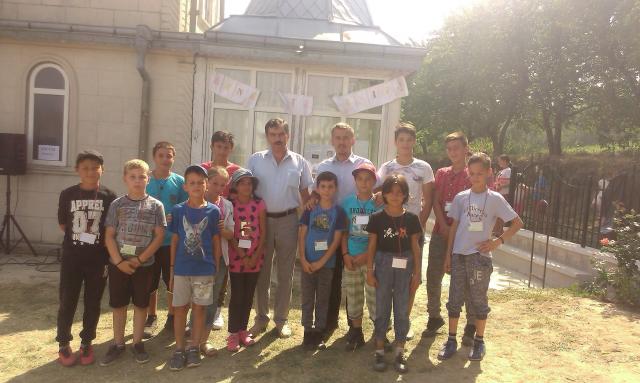 Tabără pentru 92 de copii organizată în satul Roșu, comuna Răducăneni