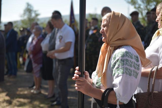 Ceremonie religioasă și militară la Cimitirul Militar Maxut: „Românul adevărat este chemat să-și apere valorile legate de neam și de familie”
