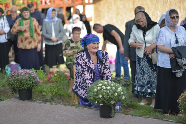 Mitropolitul Teofan, la Mănăstirea Lebăda-Botoșani: „Vom fi chemați peste câteva săptămâni să ne arătăm printr-un gest exterior mărturisirea dreptei credințe”