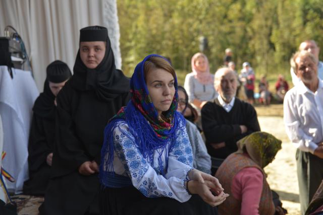 Mitropolitul Teofan, la Mănăstirea Lebăda-Botoșani: „Vom fi chemați peste câteva săptămâni să ne arătăm printr-un gest exterior mărturisirea dreptei credințe”