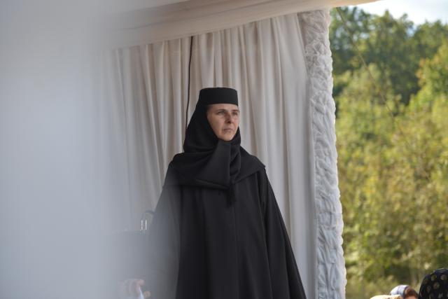 Mitropolitul Teofan, la Mănăstirea Lebăda-Botoșani: „Vom fi chemați peste câteva săptămâni să ne arătăm printr-un gest exterior mărturisirea dreptei credințe”