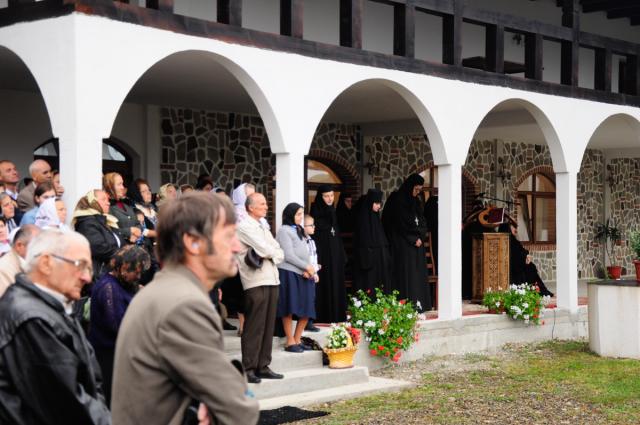 Schitul „Nașterea Maicii Domnului” - Marginea și-a sărbătorit hramul