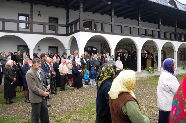 Schitul „Nașterea Maicii Domnului” - Marginea și-a sărbătorit hramul