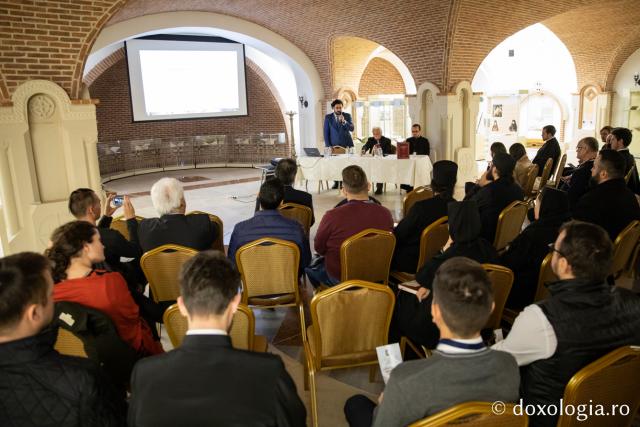 (Foto) IBMF 2018 – Lansarea cărții „Chinonicarul Vechilor Dascăli”