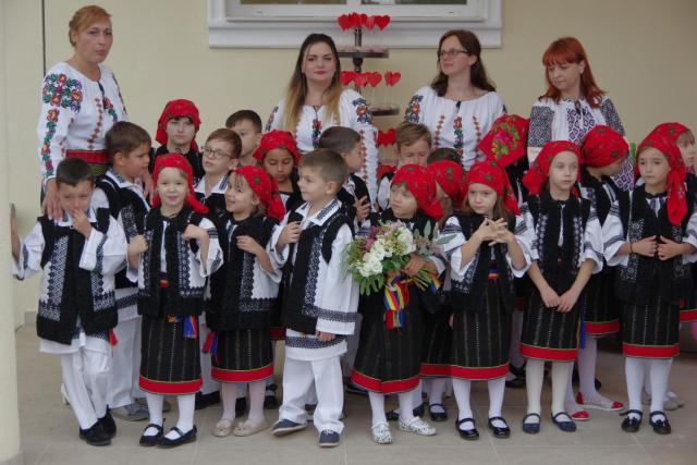 Sfinţirea noului sediu al Şcolii Primare „Sfântul Ioan cel Nou de la Suceava”