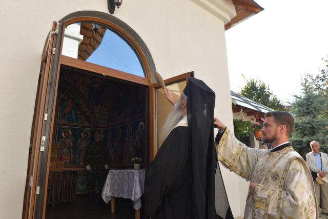 Sfințire de clopotniță la biserica Cercului Militar Botoșani