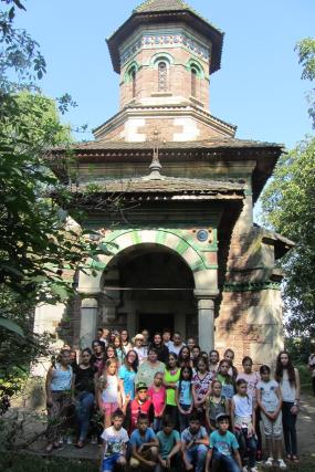 „Tabăra Prieteniei în Poiana Muncelului”