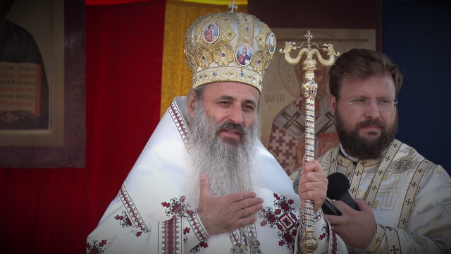 (Video) „Să păstrăm valorile sfinte ale familiei” - IPS Teofan