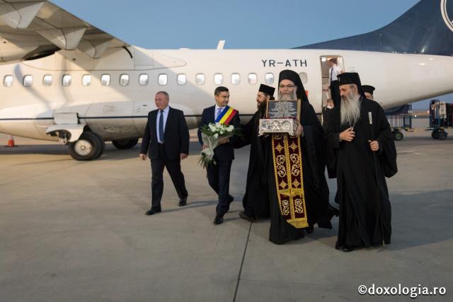 Moaștele Sfintei Mari Mucenițe Ecaterina au ajuns la Iași: „Avem nevoie ca de aer și ca de lumină de prezența Sfinților în viața noastră”