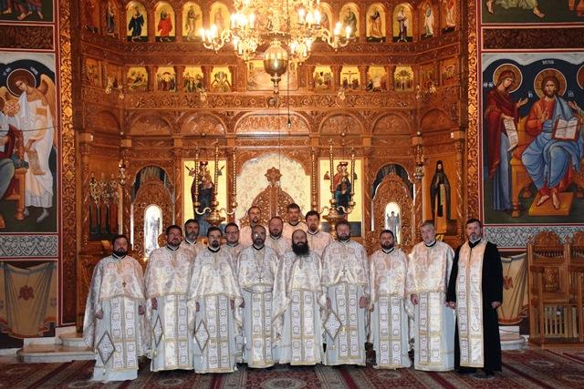 Consfătuirea catehetică anuală din Arhiepiscopia Iaşilor: „A fost încă un prilej de a constata cât de rodnic și odihnitor este lucrul în echipă”
