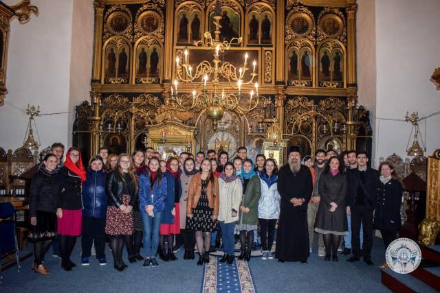 La Metocul Maicilor s-au reluat Dialogurile studenţeşti