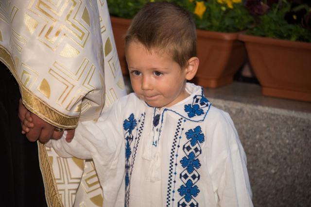 Hram la Parohia „Sfântul Apostol şi Evanghelist Luca” din Iași: „Slujbele pe care le săvârşim sunt legături între inimile noastre şi punţi către Dumnezeu”
