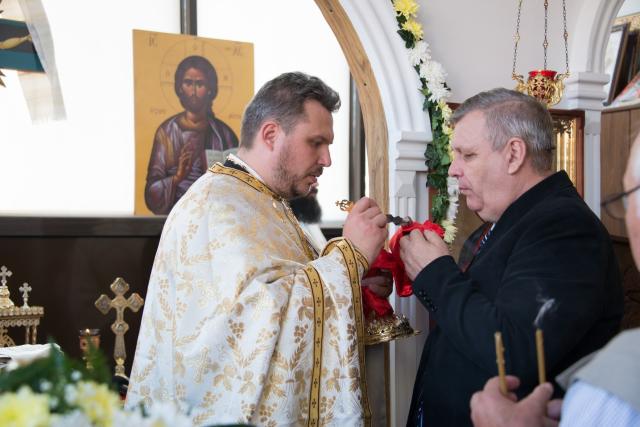 Hram la Parohia „Sfântul Apostol şi Evanghelist Luca” din Iași: „Slujbele pe care le săvârşim sunt legături între inimile noastre şi punţi către Dumnezeu”