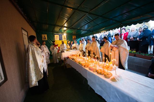 Hram la Parohia „Sfântul Apostol şi Evanghelist Luca” din Iași: „Slujbele pe care le săvârşim sunt legături între inimile noastre şi punţi către Dumnezeu”