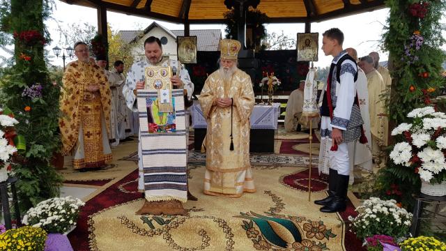 Popas aniversar în Parohia „Pogorârea Sfântului Duh” din Vicovu de Jos