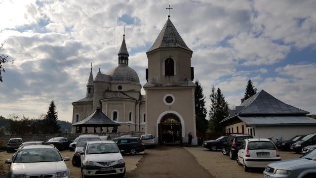 Popas aniversar în Parohia „Pogorârea Sfântului Duh” din Vicovu de Jos