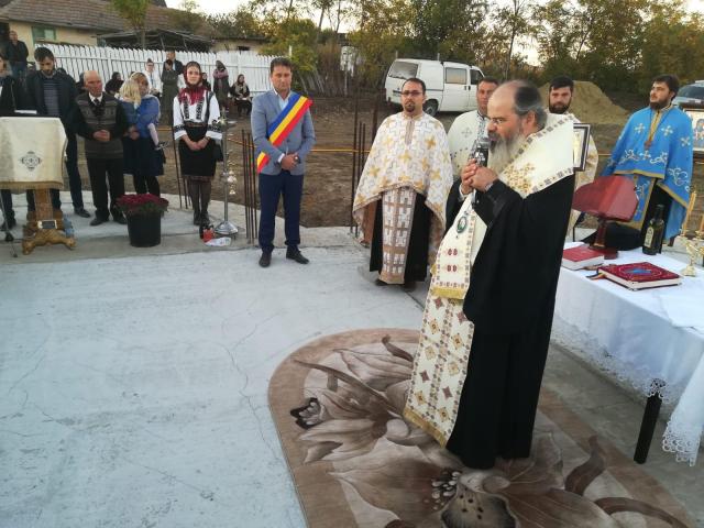 Slujbe arhiereşti în protopopiatele Bârlad şi Huşi