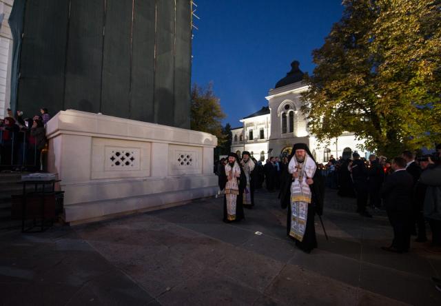 Hramul Sfintei Parascheva: 23.000 de pelerini au străbătut „Calea Sfinților” la Iași