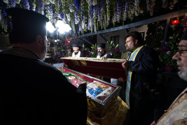 Hramul Sfintei Parascheva: 23.000 de pelerini au străbătut „Calea Sfinților” la Iași