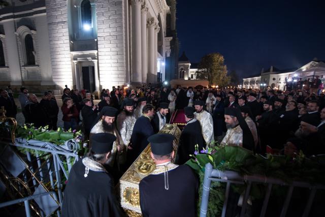 Hramul Sfintei Parascheva: 23.000 de pelerini au străbătut „Calea Sfinților” la Iași