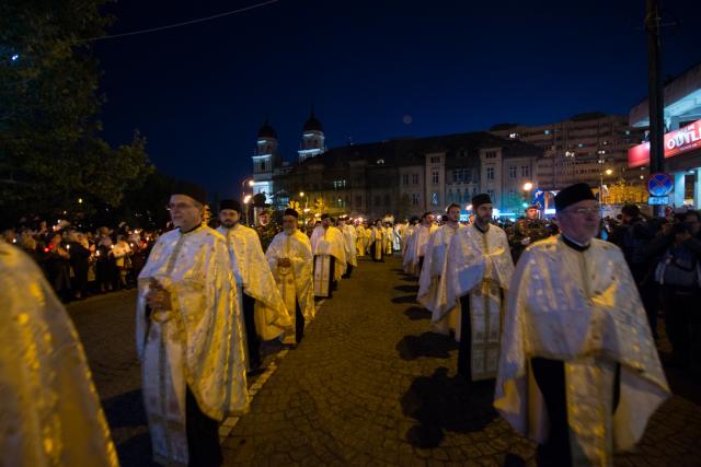 Hramul Sfintei Parascheva: 23.000 de pelerini au străbătut „Calea Sfinților” la Iași