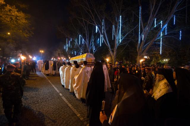Hramul Sfintei Parascheva: 23.000 de pelerini au străbătut „Calea Sfinților” la Iași