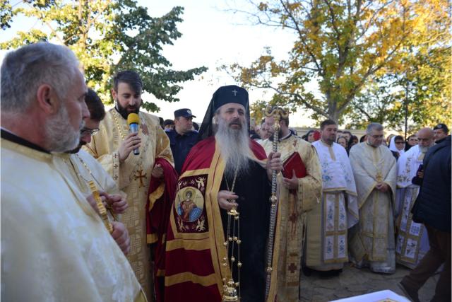 Resfințire de biserică la Aroneanu - Iași: „Raportându-ne la cele cuprinse în cuvântul Domnului din Scriptură, nu ne vom rătăci niciodată”