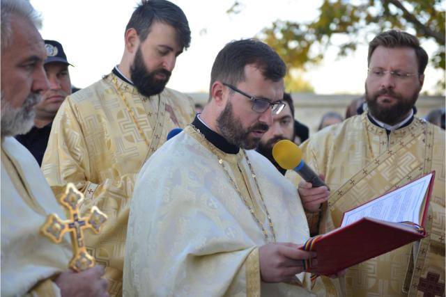Resfințire de biserică la Aroneanu - Iași: „Raportându-ne la cele cuprinse în cuvântul Domnului din Scriptură, nu ne vom rătăci niciodată”