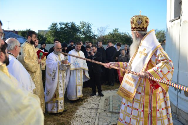 Resfințire de biserică la Aroneanu - Iași: „Raportându-ne la cele cuprinse în cuvântul Domnului din Scriptură, nu ne vom rătăci niciodată”
