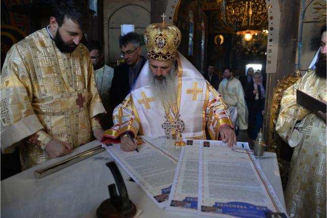 Resfințire de biserică la Aroneanu - Iași: „Raportându-ne la cele cuprinse în cuvântul Domnului din Scriptură, nu ne vom rătăci niciodată”