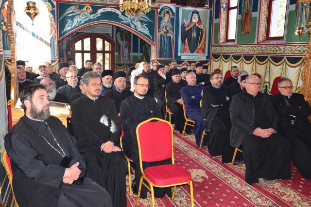„Liturghie și liturghisitor, fundamente ale unității de neam și de credință”, la Moinești