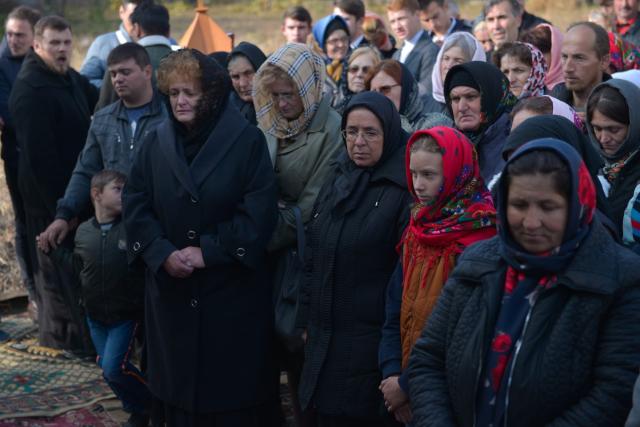 Sfințire de biserică la Avrămeni: „Domnul Hristos nu dorește să rămână cu forța în viața noastră”