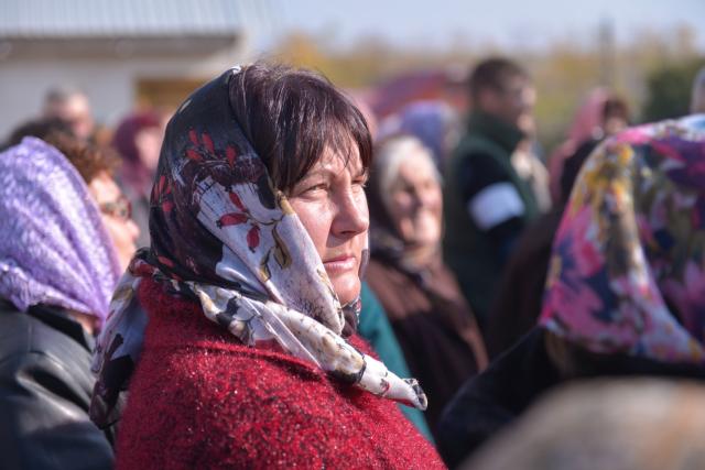 Sfințire de biserică la Avrămeni: „Domnul Hristos nu dorește să rămână cu forța în viața noastră”