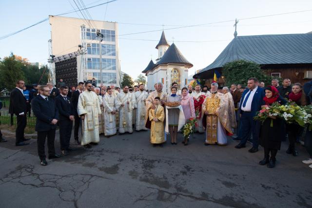 Sărbătoare istorică în Campusul universitar Tudor Vladimirescu: Biserica „Sfântul Mucenic Iulian din Tars” a fost sfințită