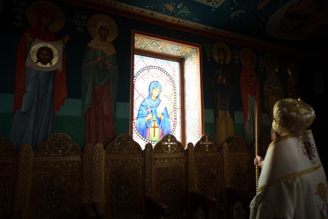 Sărbătoare istorică în Campusul universitar Tudor Vladimirescu: Biserica „Sfântul Mucenic Iulian din Tars” a fost sfințită